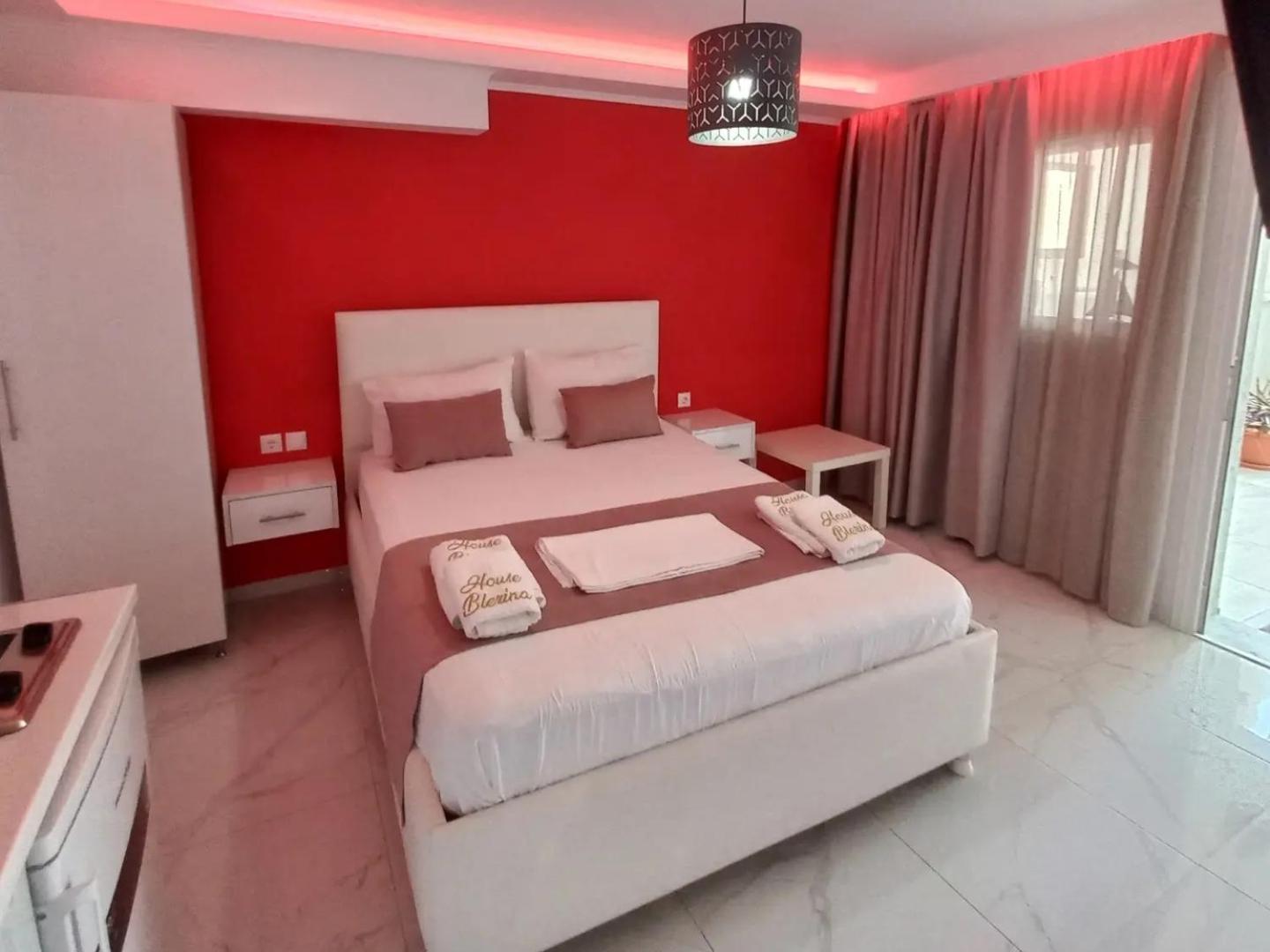 לינה וארוחת בוקר סארטי House Blerina מראה חיצוני תמונה